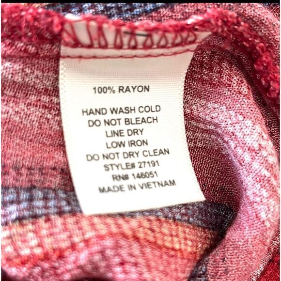 Monteau red sleeveless striped top - Picture 8 of 12